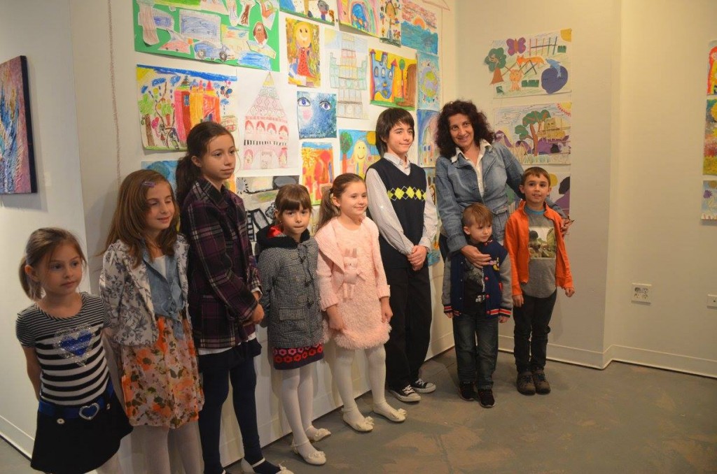 ГЛАСОВЕТЕ НА ДЕЦАТА - Интерактивна изложба на учениците от българските училища в Чикаго