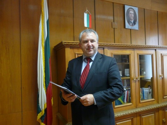 Председателят на Държавната агенция за българите в чужбина Росен Иванов