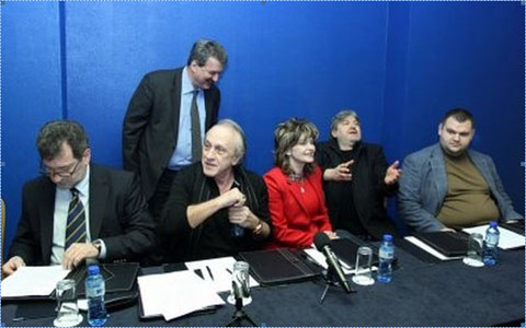 Тошо Тошев, Тодор Батков, Петьо Блъсков, Делян Пеевски.... Тошо Тошев, Тодор Батков, Петьо Блъсков, Делян Пеевски....