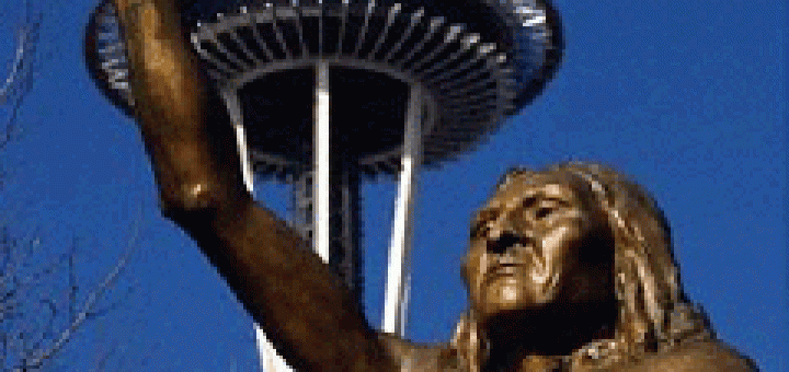 Двата символа – старият вожд Сиатъл и новата Кула на града