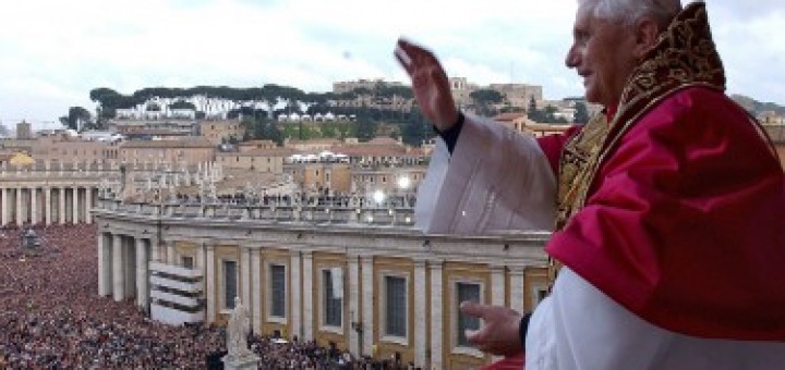 папа Бенедикт XVI