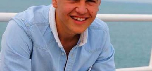 Делян Петков